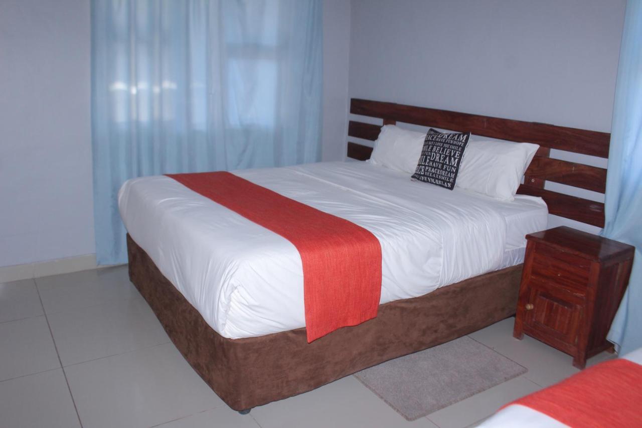 Global Guest House Касане Экстерьер фото