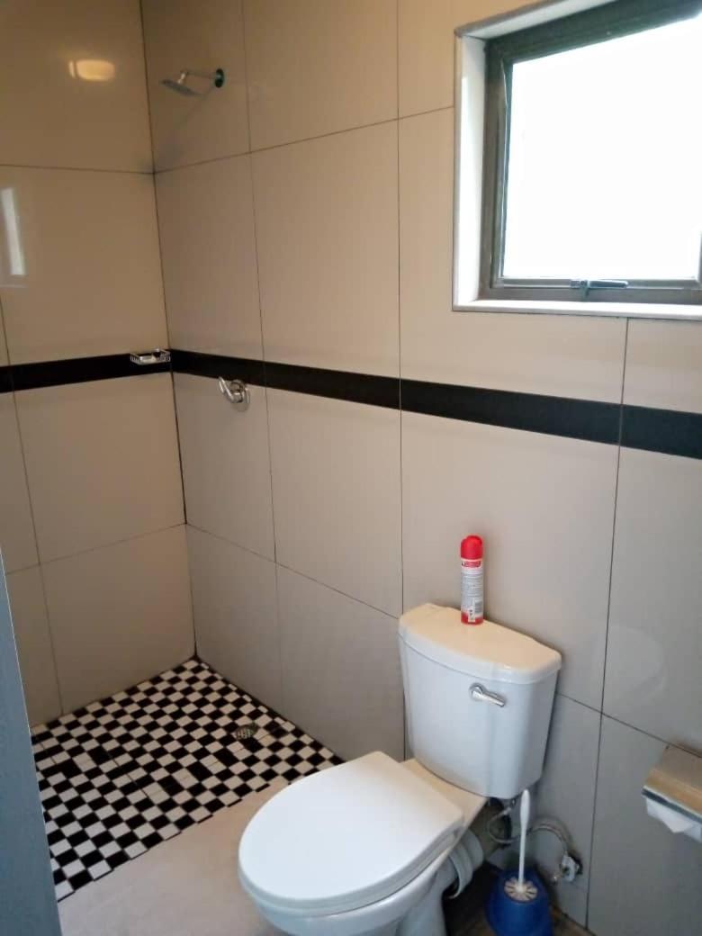 Global Guest House Касане Экстерьер фото